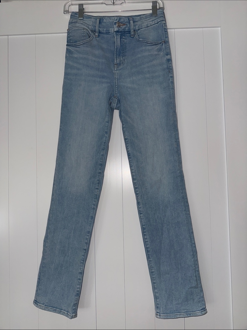 Express Women's Light Wash 90s Slim Straight Leg High Rise Jeans